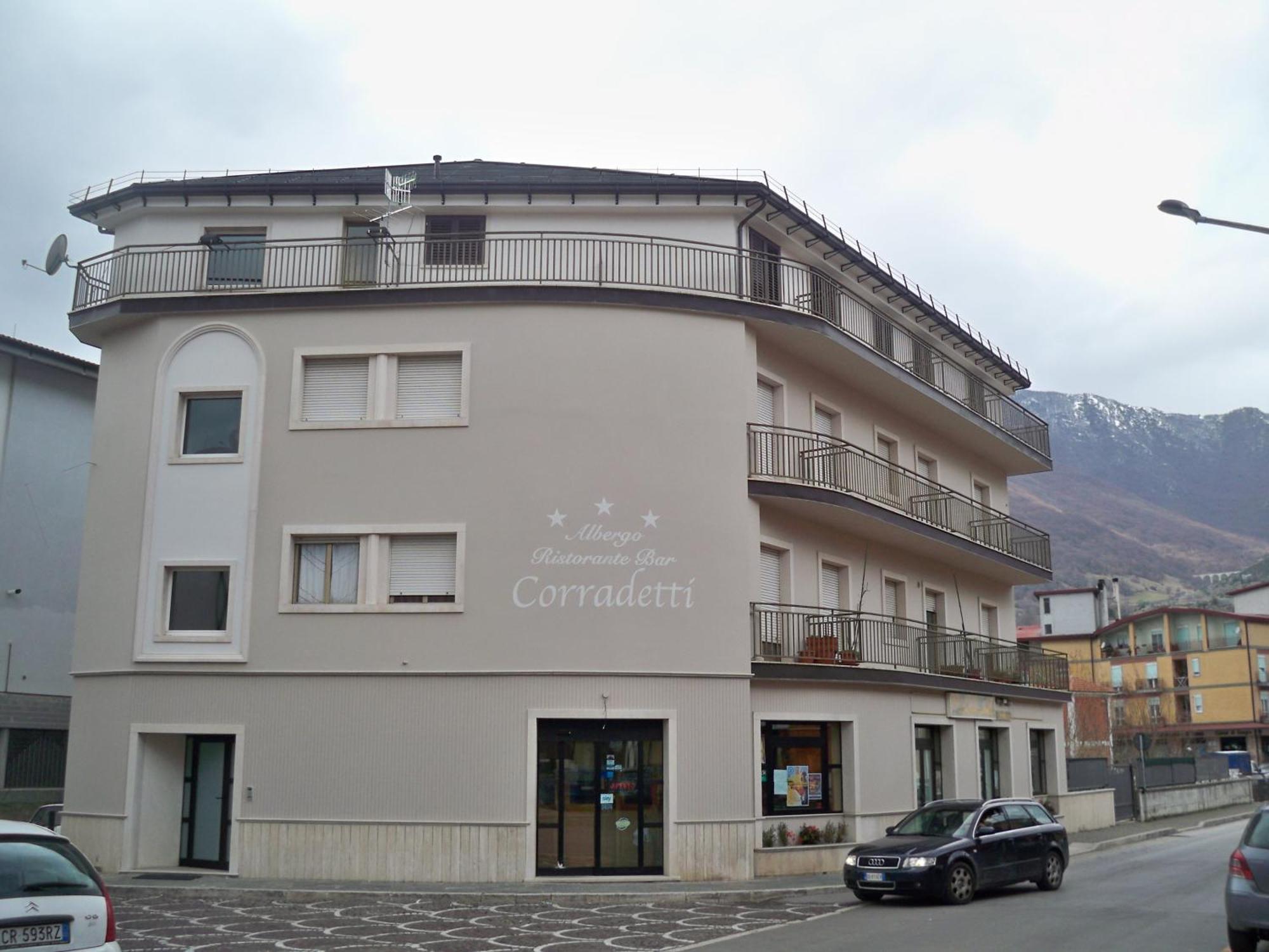 Albergo Corradetti Castel Di Sangro Eksteriør bilde